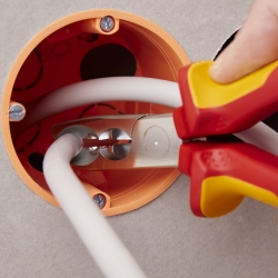 Knipex 13 46 165 Szczypce do ściągania izolacji VDE