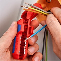 Knipex 16 95 01 SB ErgoStrip Ściągacz izolacji