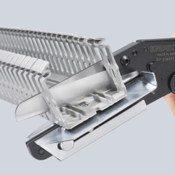 Knipex 95 02 21 Nożyce do tworzywa sztucznego